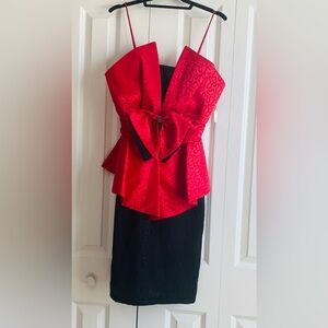 Gorgeous Red & Black Womens Party Dress Size S/6. Perfect For Holidays, Weddings